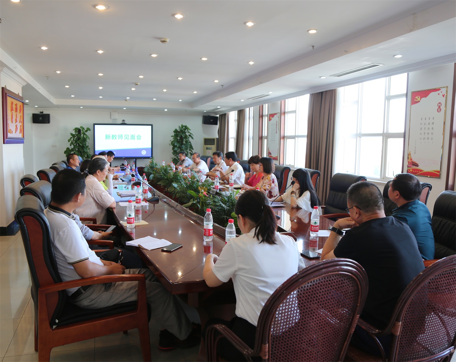 7db619e2a5334e7c84b10522e678b466.jpg 7db619e2a5334e7c84b10522e678b466.jpg