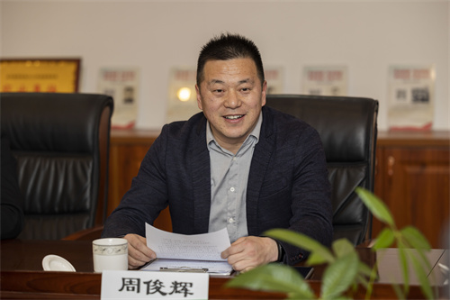 b926b8a6caab4521b555386f11b712a8.jpg b926b8a6caab4521b555386f11b712a8.jpg