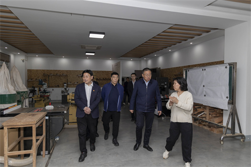 ce762194d27a420eb212a6bf86afca52.jpg ce762194d27a420eb212a6bf86afca52.jpg